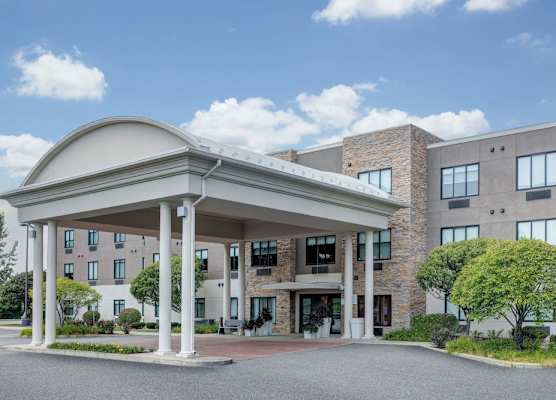 Holiday Inn Express & Suites VALPARAISO by IHG 1