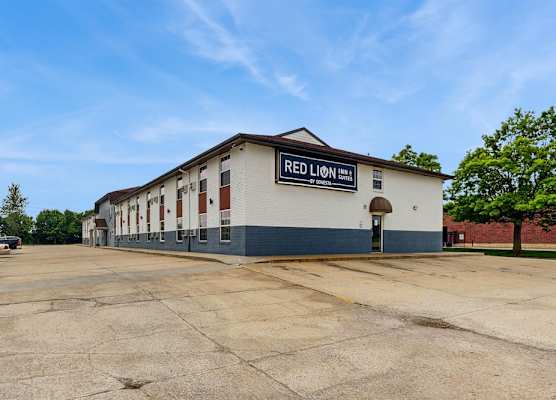 Red Lion Inn & Suites Olathe Kansas City 1