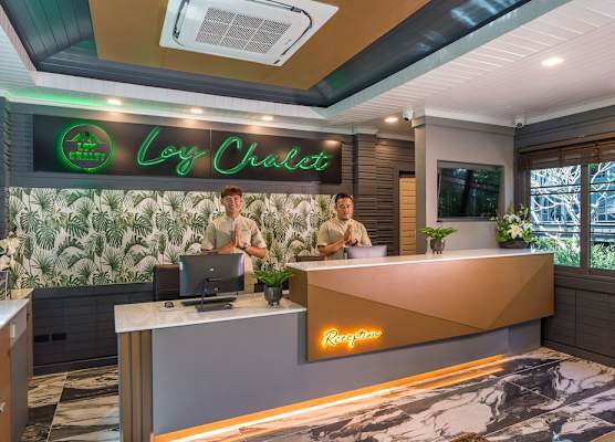 Loy Chalet 1