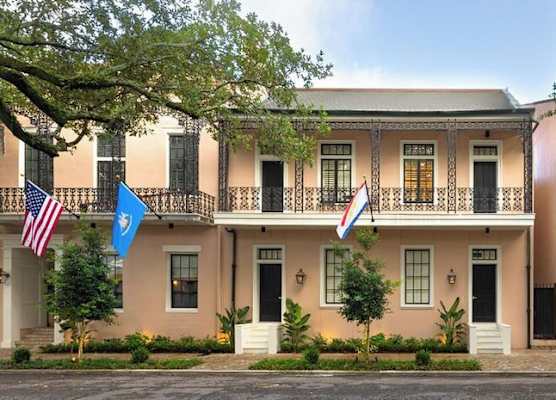 Garden District Hotel 1