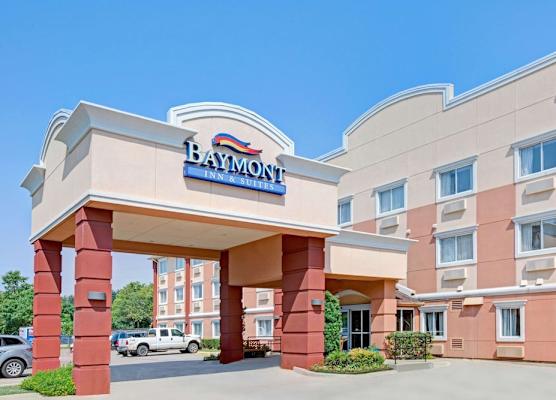 Baymont by Wyndham Dallas/ Love Field 1