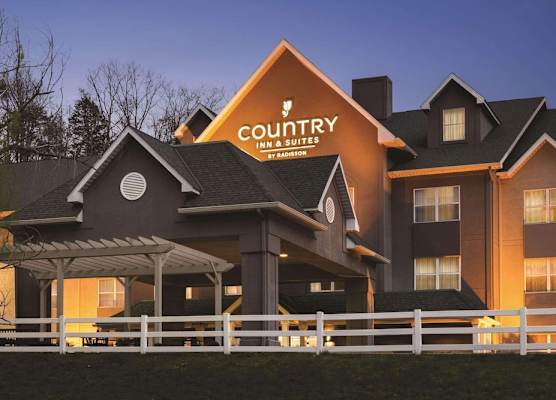 Country Inn & Suites by Radisson, Chattanooga-Lookout Mountain 1