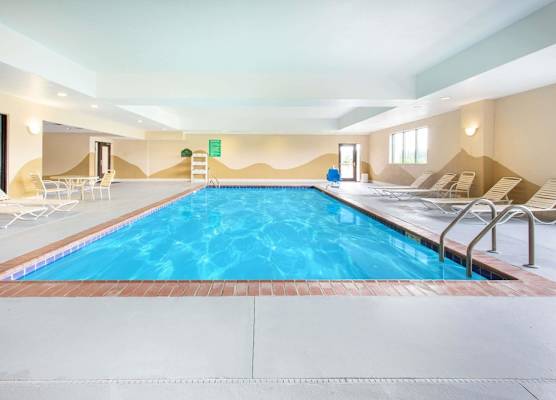 Wingate by Wyndham Indianapolis Airport Plainfield 1