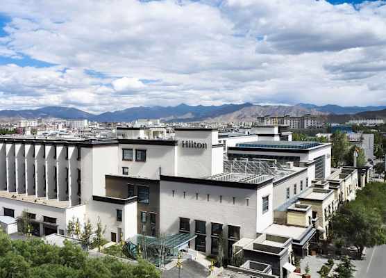 Hilton Shigatse 1