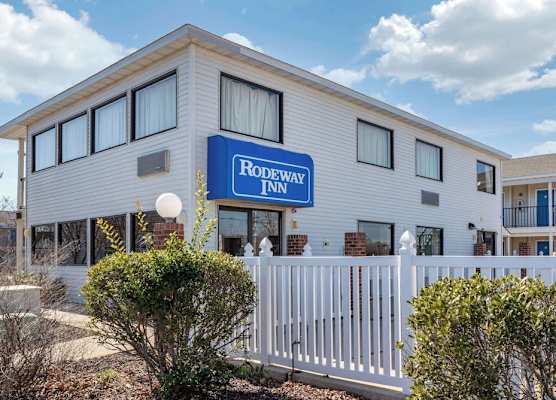 Rodeway Inn & Suites Rehoboth Beach 1