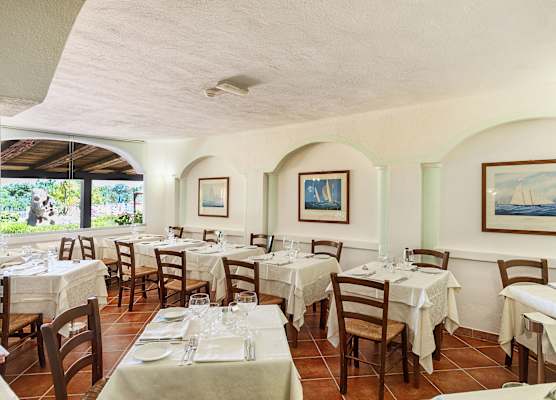 Colonna Beach Hotel Marinella 1