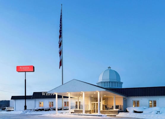 Ramada by Wyndham Richland Center 1