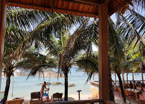 Free Beach Resort 1