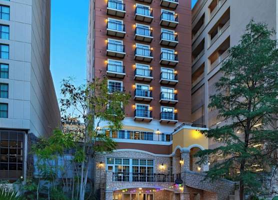 Courtyard by Marriott San Antonio Riverwalk 1