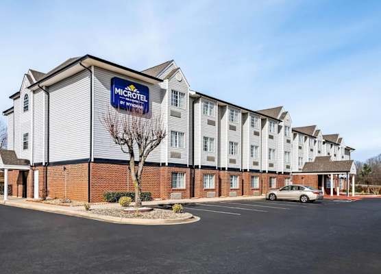 Microtel Inn & Suites by Wyndham Statesville 1