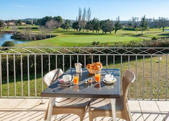 Residhotel Golf Grand Avignon 1