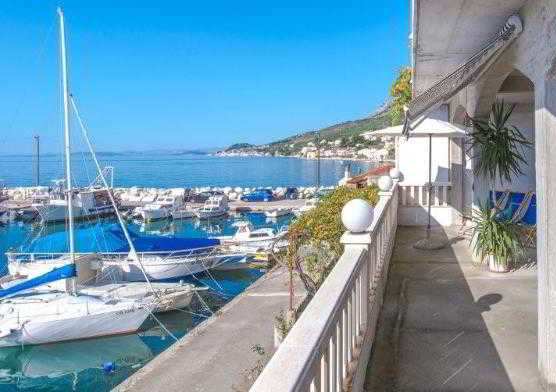 Apartments Duje 1