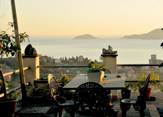 IL golfo artisti e poeti villa thea 1