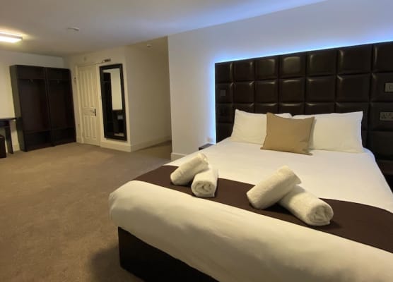 The Charles Hotel 1