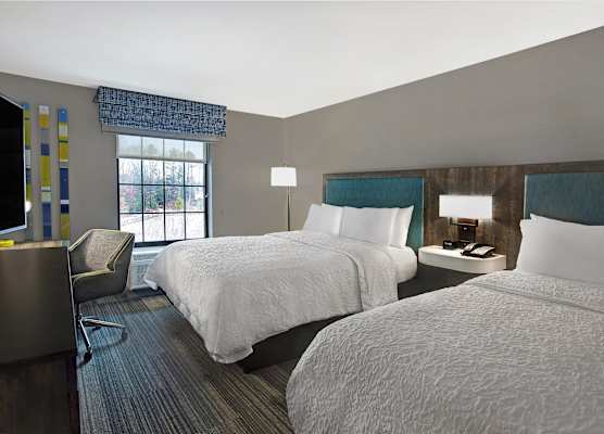 Hampton Inn Westfield 1
