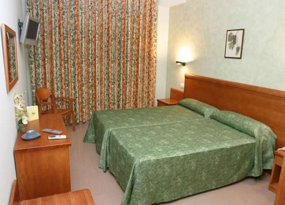 Hotel Fonda Neus 1