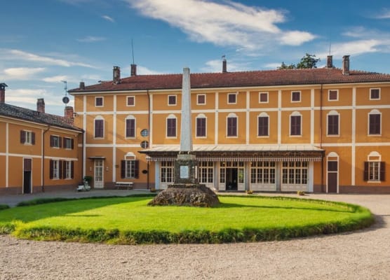 Palazzo Cavagna Sangiuliani 1