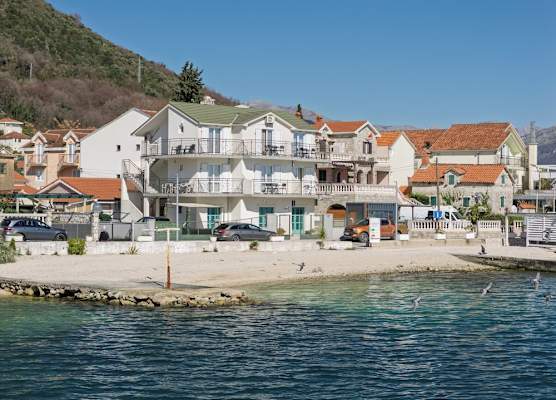 Apartments Rosić Baošići 1