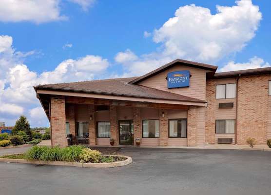 Baymont by Wyndham Battle Creek Downtown 1