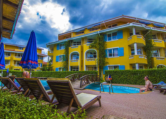 Blue Orange Beach Resort 1