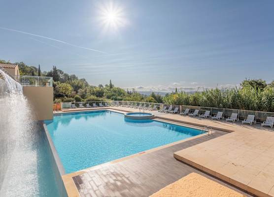 Appartement dans Residence – Le Domaine de Camiole 1