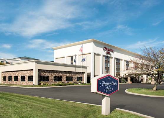Hampton Inn Columbus/Taylorsville 1