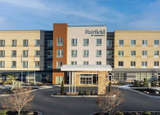 Fairfield Inn & Suites by Marriott Atlanta Stockbridge 1