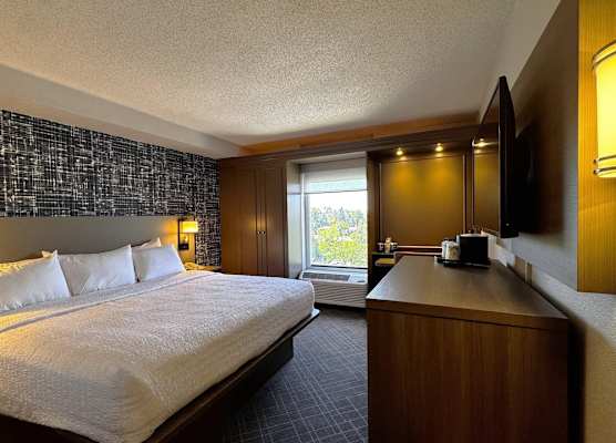 Pittsburgh Airport Inn and Suites 1