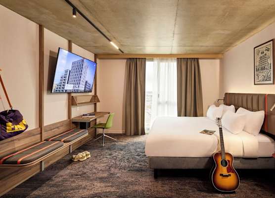 You Hotel Amiens - Handwritten Collection 1
