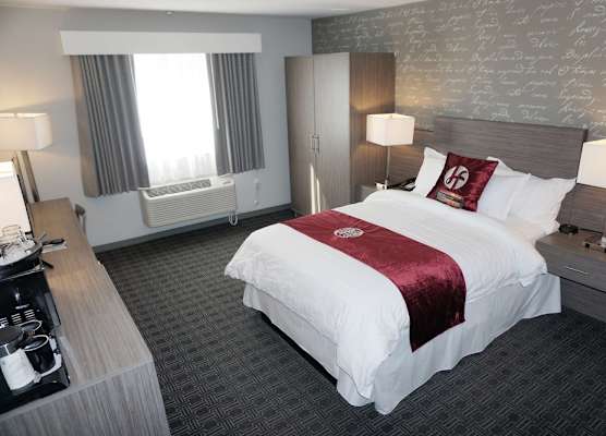 Hartford Hotel Best Western Signature Collection 1