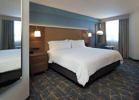 Holiday Inn Laval Montréal by IHG 1