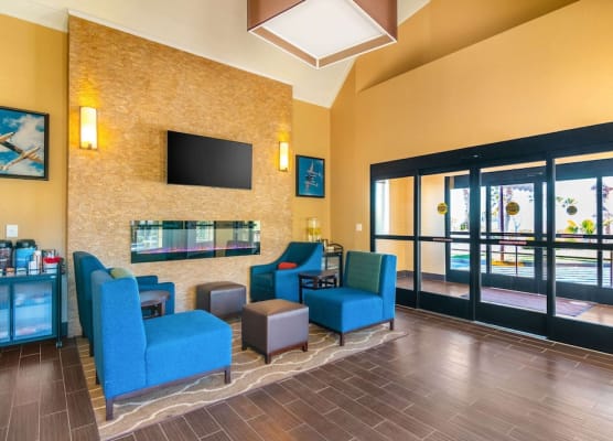 Comfort Inn & Suites Mojave 1