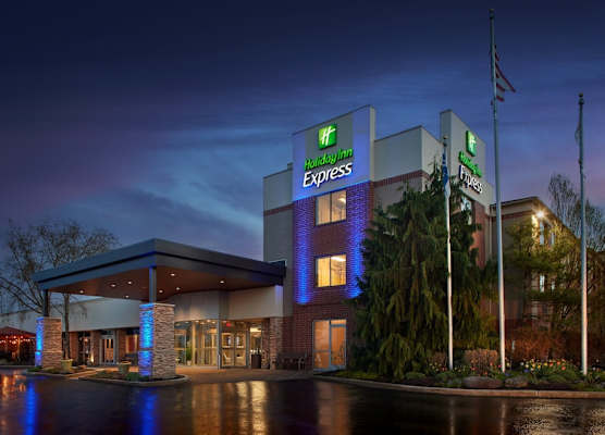 Holiday Inn Express AKRON NW - FAIRLAWN by IHG 1