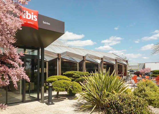 ibis Saintes 1