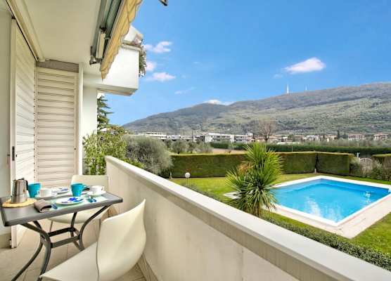 Garden & Surf Residenza By Max With Pool & Balcony 1