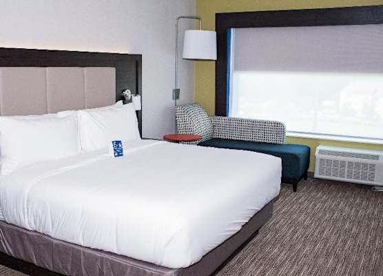Holiday Inn Express & Suites BIRMINGHAM NORTH - FULTONDALE by IHG 1