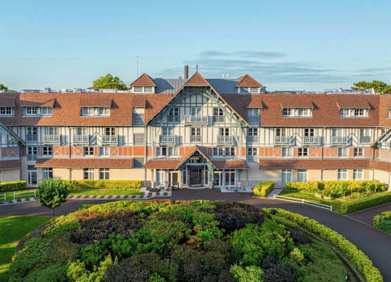 Renaissance Paris Hippodrome de St. Cloud Hotel 1