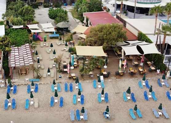 Anetis Beach Hotel 1