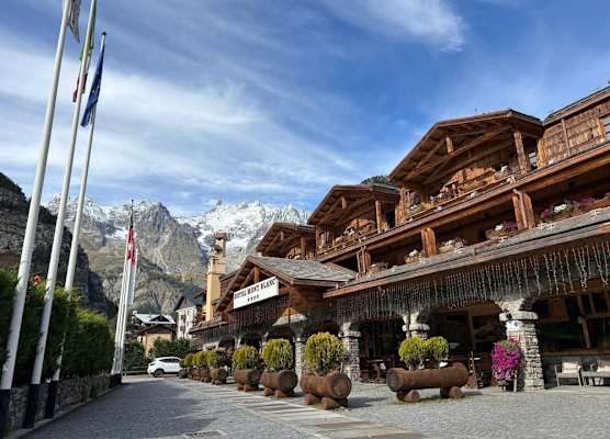 iH Hotels Courmayeur Mont Blanc 1