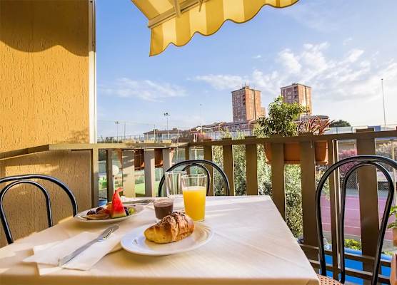 Hotel Residence Ulivi E Palme 1