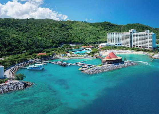 Renaissance Okinawa Resort 1