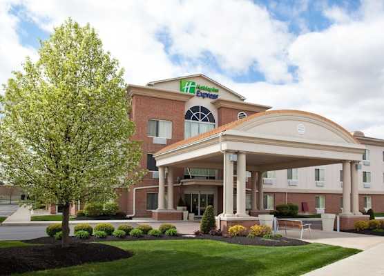 Holiday Inn Express & Suites MARION by IHG 1
