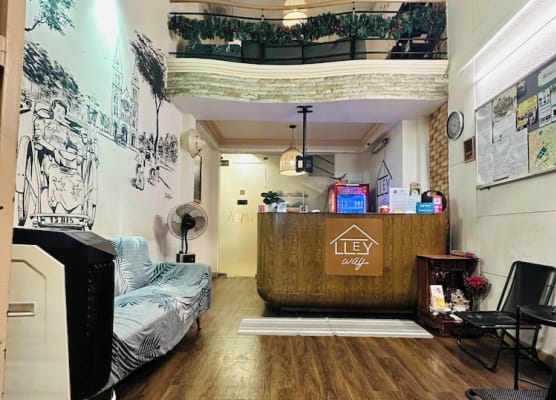 Alleyway Hostel 1