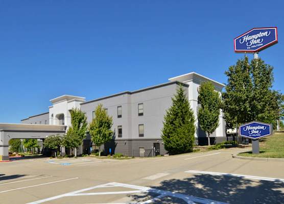 Hampton Inn Kansas City Northeast 1