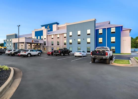 Comfort Inn & Suites River City Decatur 1