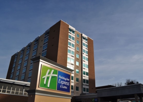 Holiday Inn Express & Suites PITTSBURGH WEST - GREEN TREE by IHG 1
