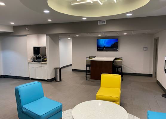 Red Lion Inn & Suites Nashville Airport (Closed) 1