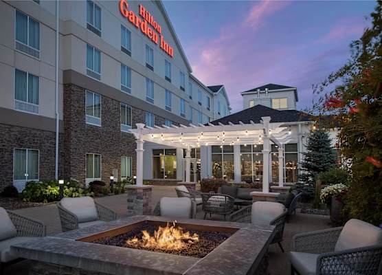 Hilton Garden Inn Cedar Falls 1