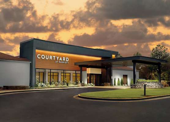 Courtyard by Marriott Atlanta Airport South/Sullivan Road 1