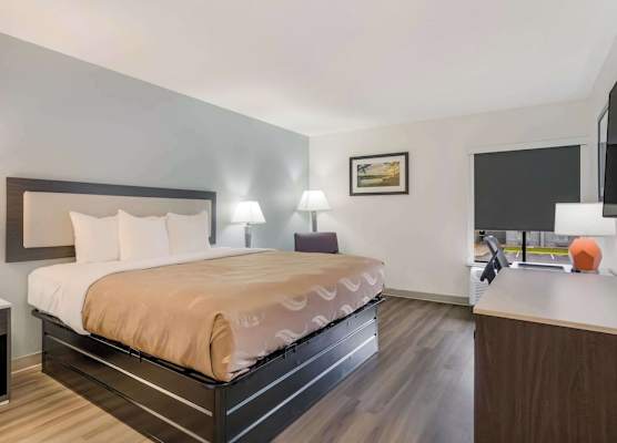 Quality Inn Jacksonville near Camp Lejeune 1